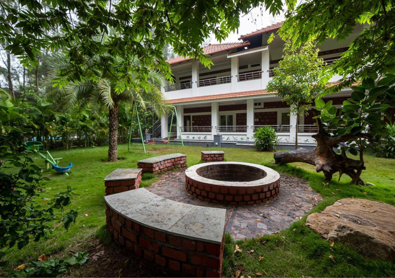 Sr Jungle Resort Coimbatore Exteriör bild