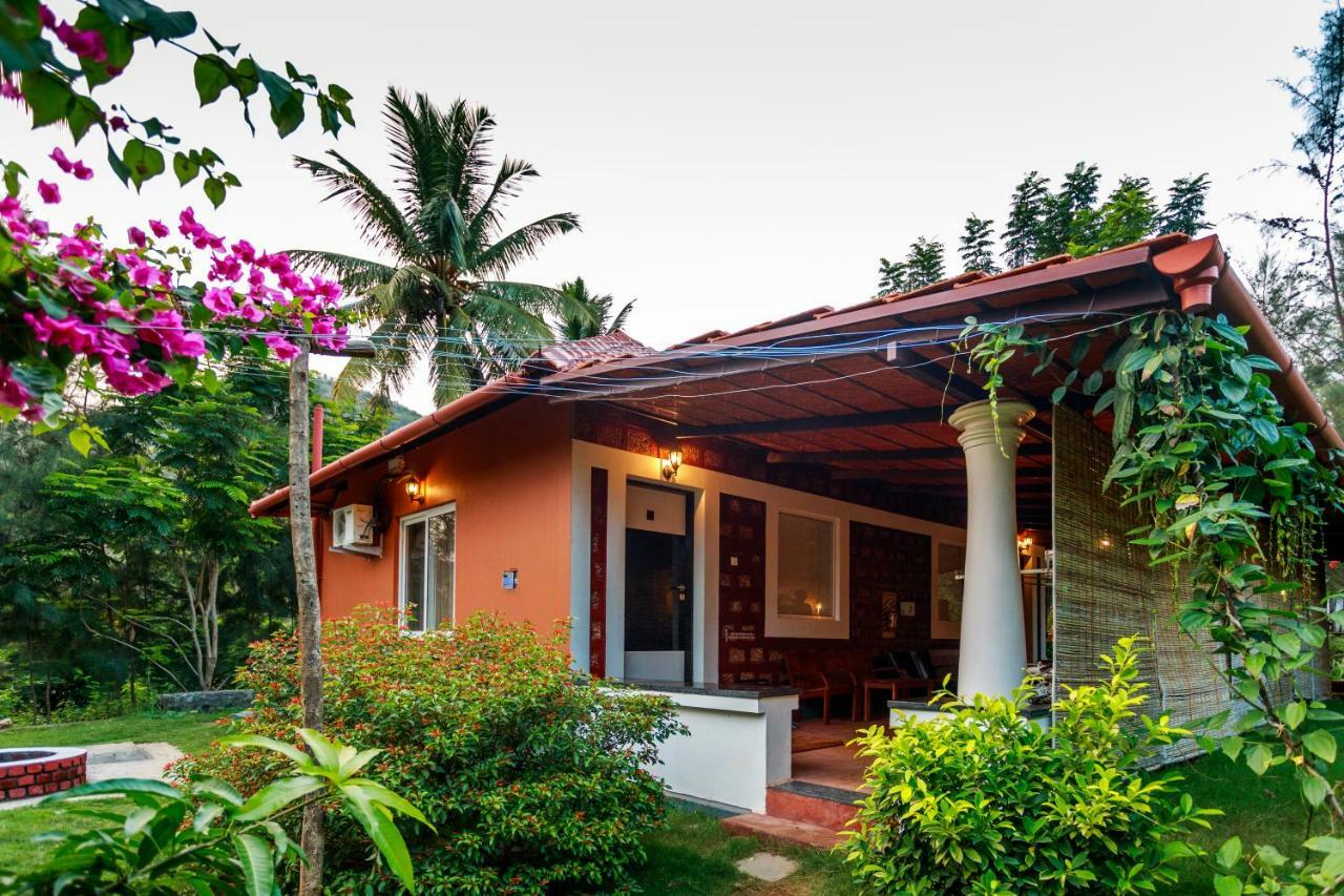 Sr Jungle Resort Coimbatore Exteriör bild
