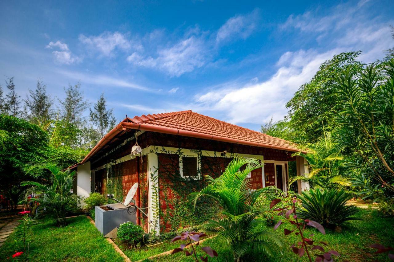 Sr Jungle Resort Coimbatore Exteriör bild